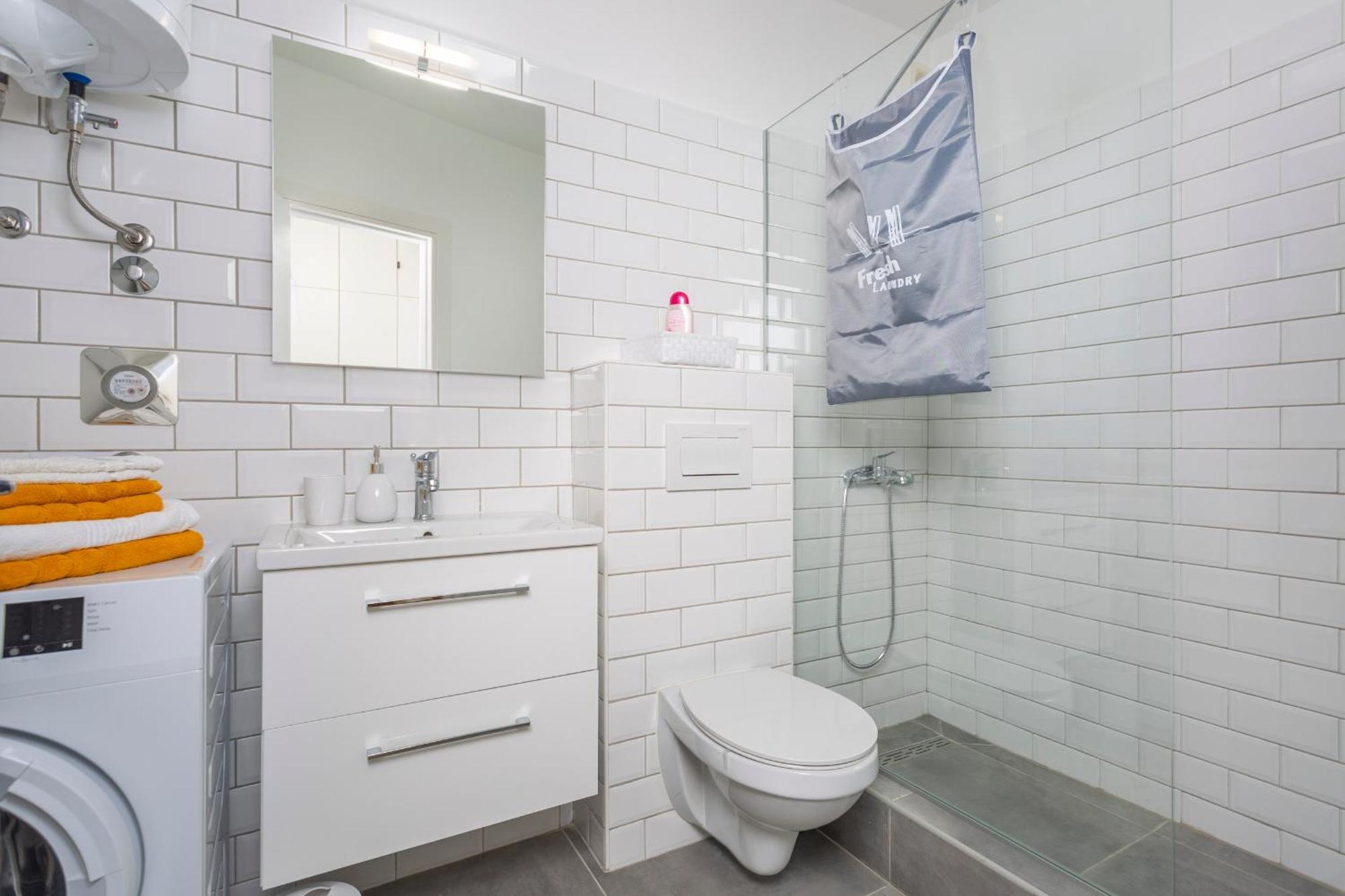 Brand New Apartment Close To The Beach, City Center And University Of Rijeka - Apartment Karlo Luaran gambar