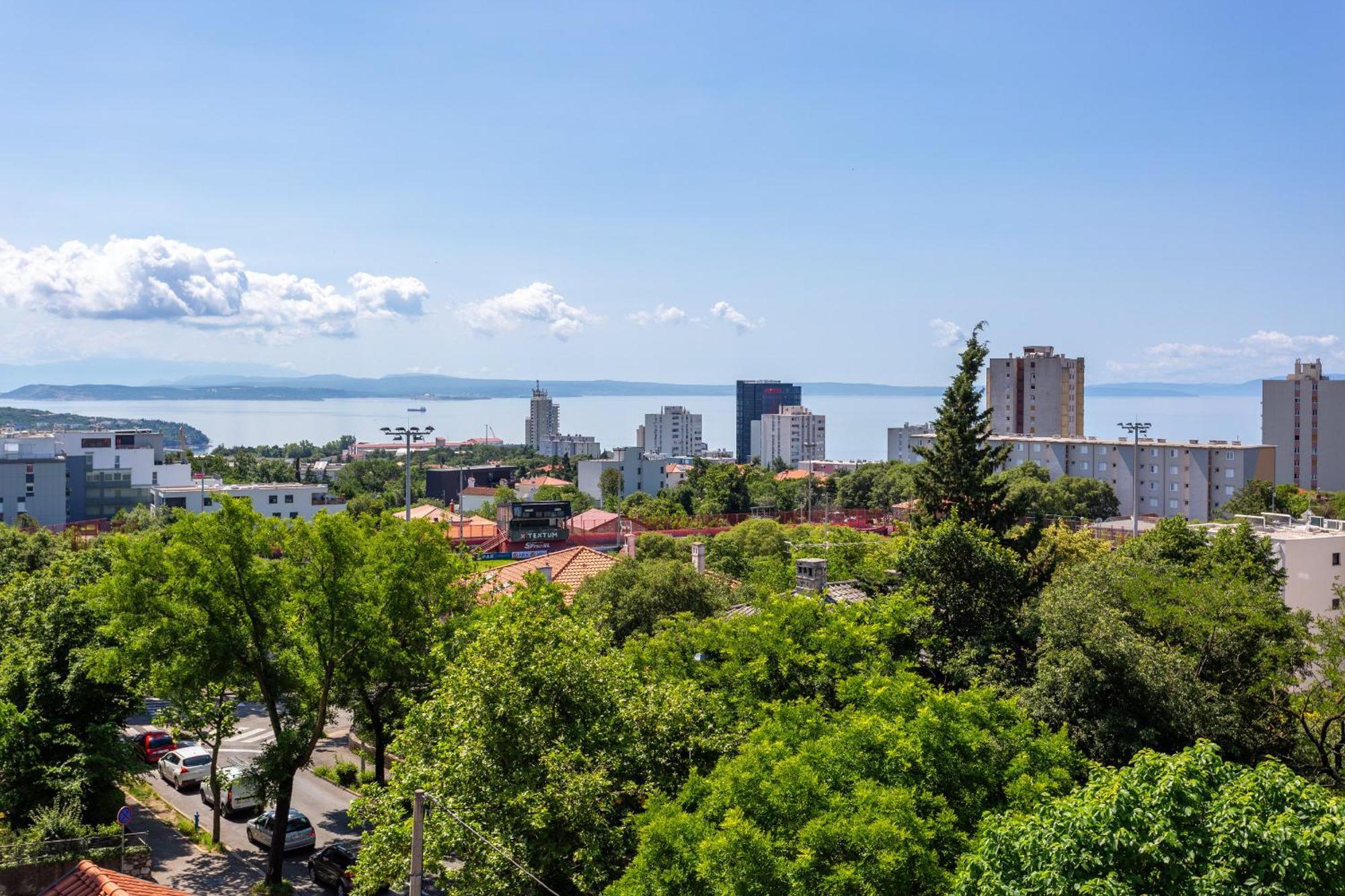 Brand New Apartment Close To The Beach, City Center And University Of Rijeka - Apartment Karlo Luaran gambar